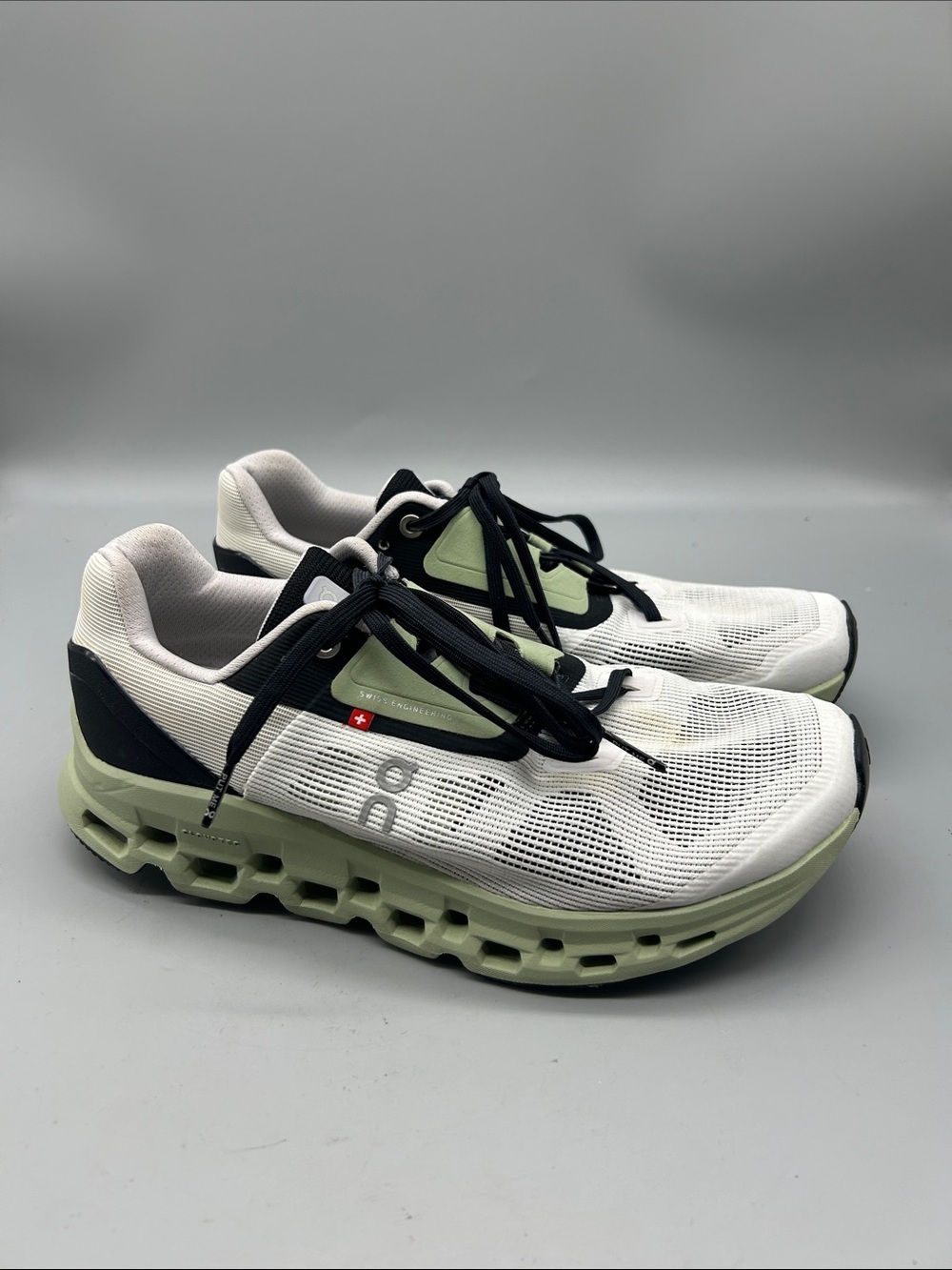 On Cloudstratus Swiss Engineering Women's Size 8.5 Running Shoes